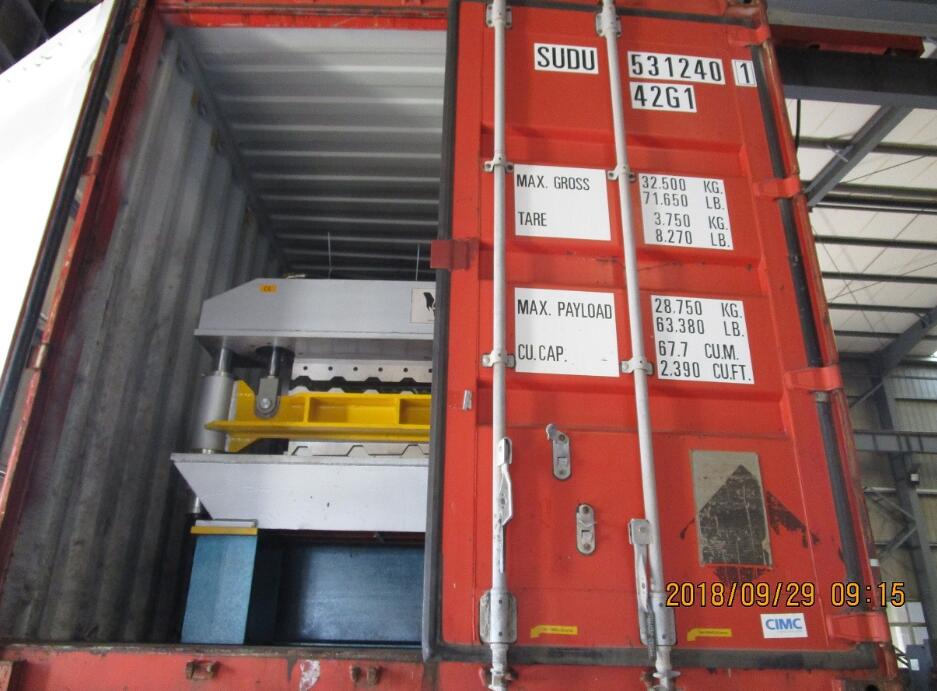 Entrega de la máquina perfiladora de perfiles de doble capa T18+T35 de alta velocidad a Hungría el 29 de septiembre de 2018