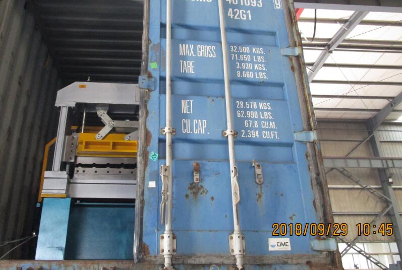 Entrega de la máquina perfiladora de perfiles T8 de alta velocidad a Hungría el 30 de septiembre de 2018