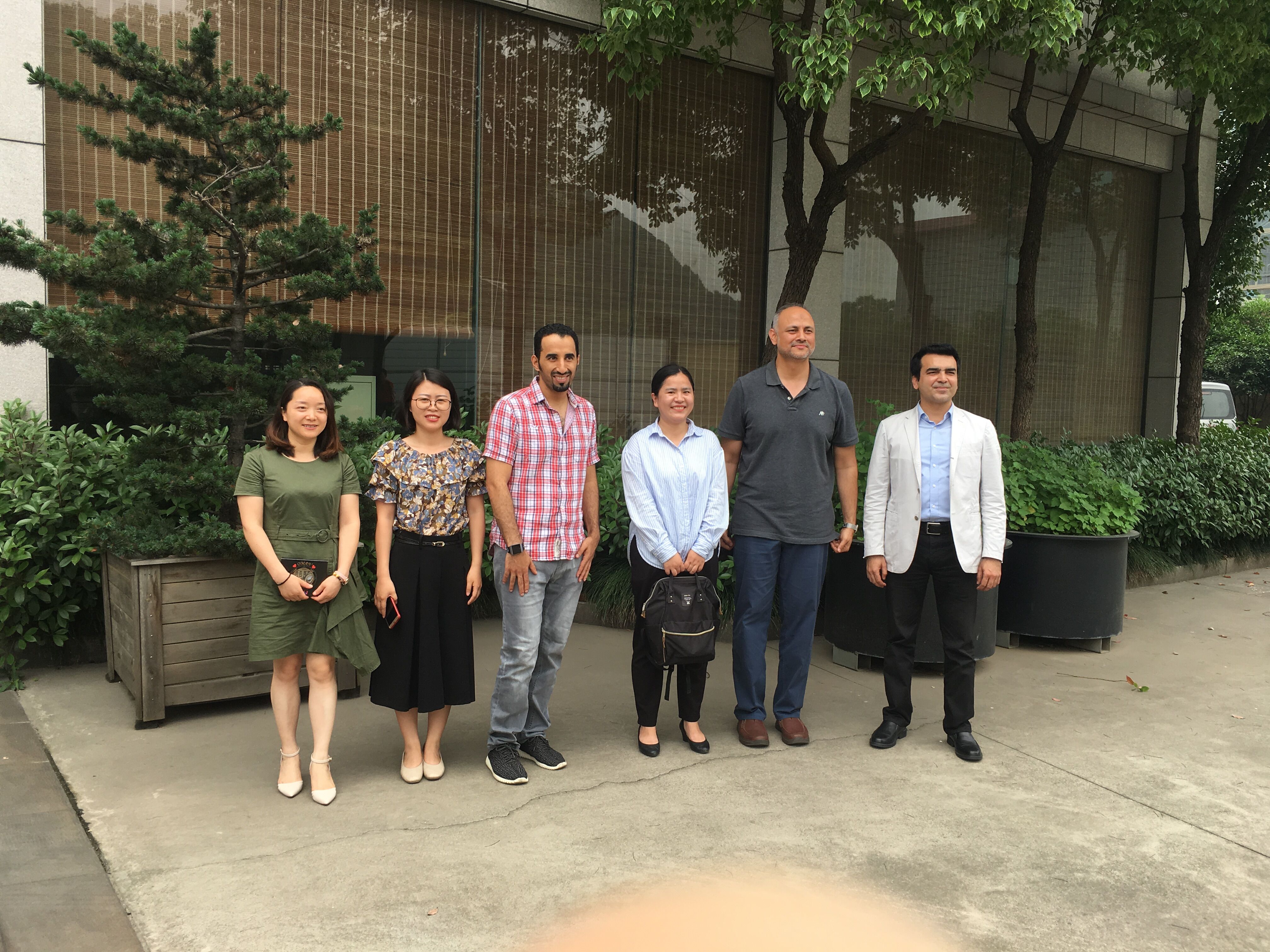 Un cliente de Omán inspeccionó su máquina perfiladora automática de correas CZ el 30 de mayo de 2018