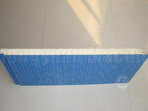 El panel de pared de emparedado de la PU