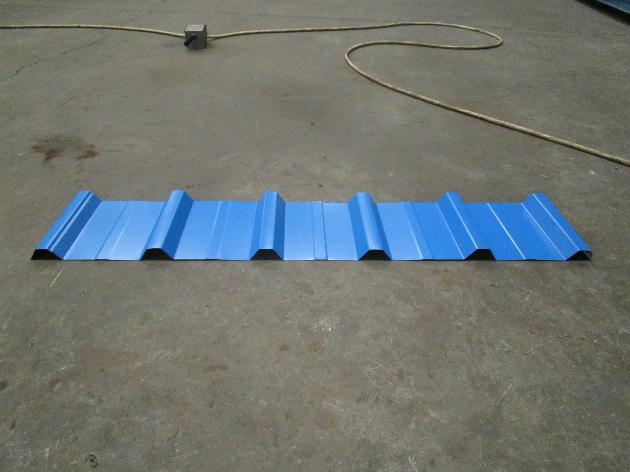 M&aacute;quina para fabricar l&aacute;minas para techos zhongyuan