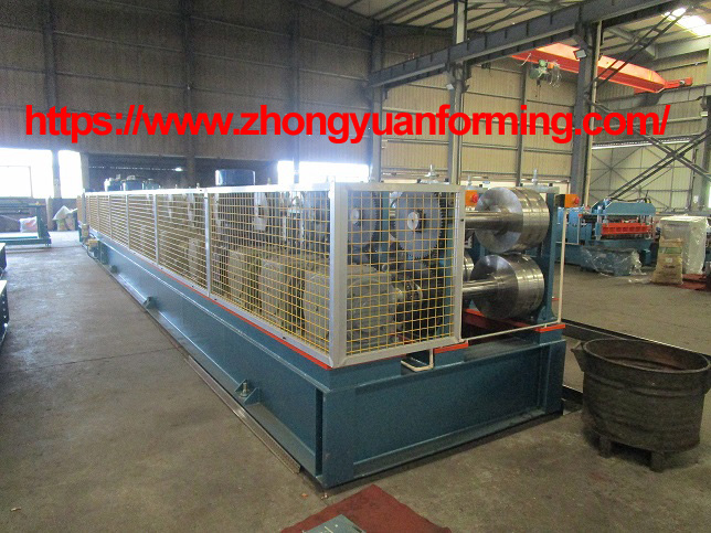 M&aacute;quina para fabricar rollos de correa Zhongyuan c