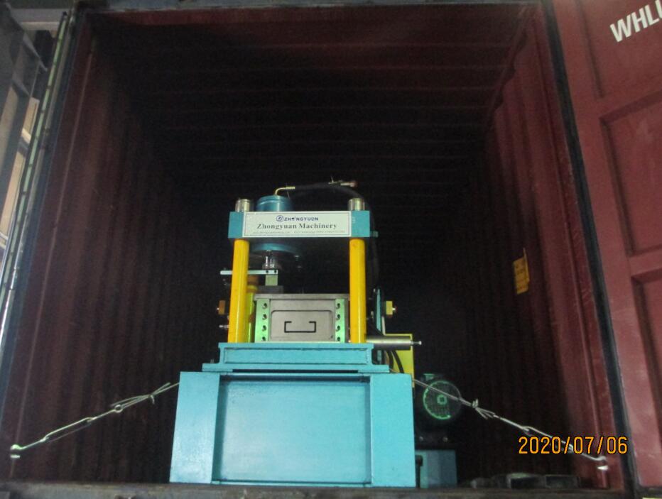 M&aacute;quina formadora de rollos de canal Zhongyuan C