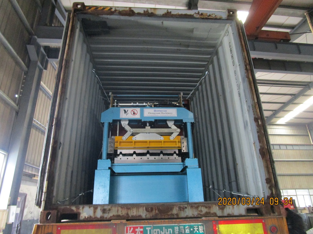 M&aacute;quina perfiladora de techos Zhongyuan a Argelia 03.24