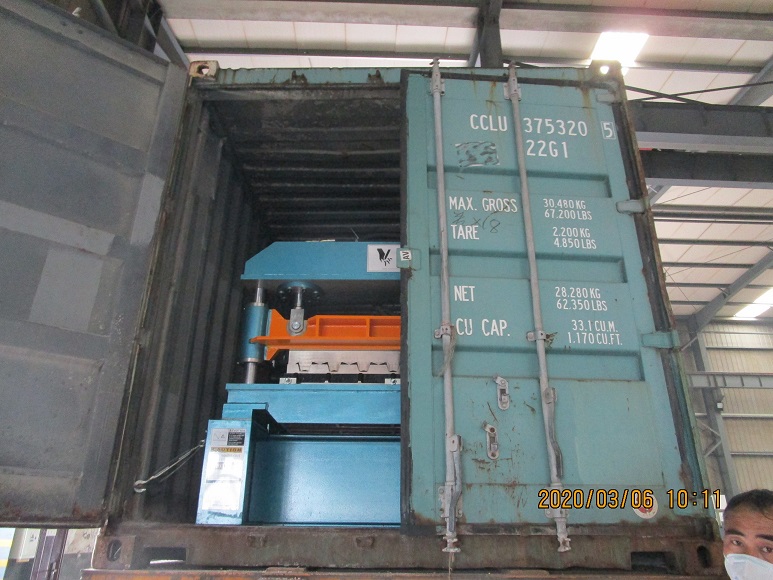 Zhongyuan deck roll forming line to USA Línea de perfilado de cubiertas Zhongyuan a EE. UU.