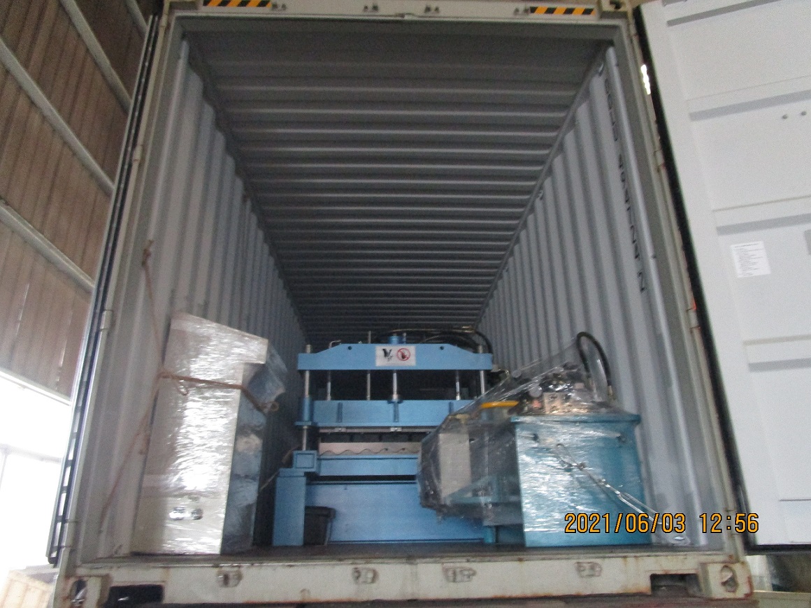 Entrega de la máquina para tejas Zhongyuan el 4 de junio de 2021 a México