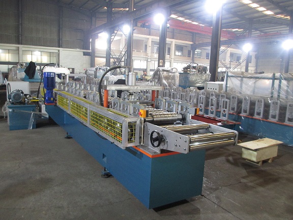 m&aacute;quina formadora de rollos con autobloqueo (4)