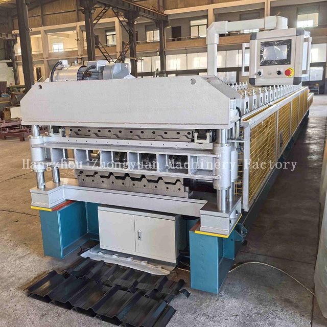 Máquina formadora de rollos de doble capa con corte eléctrico para cartón corrugado