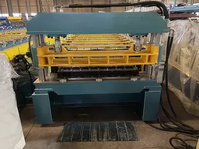 Door-Panel-Roll-Forming-Machine1