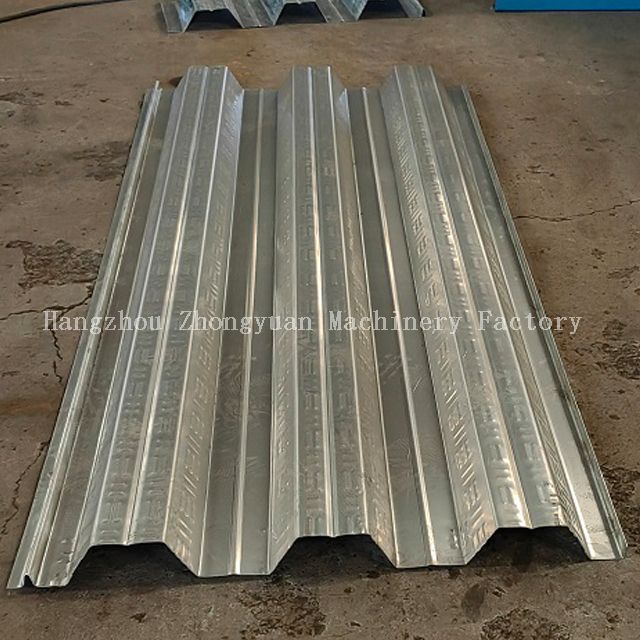 Rollo automático de la cubierta del grueso de 2.0m m que forma la máquina