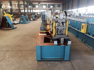 Upright-Roll-Forming-Machine3