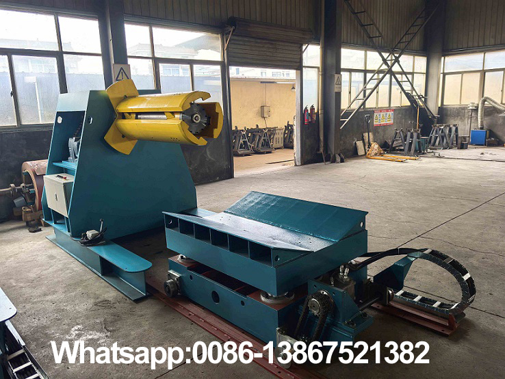 Desenrollador hidr&aacute;ulico Zhongyuan con carro de bobina