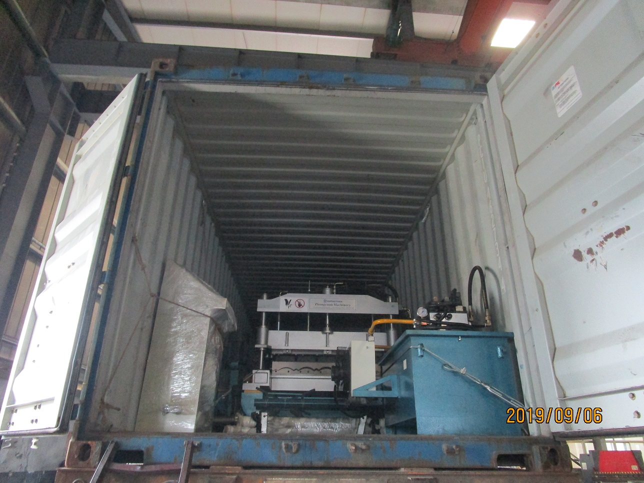 M&aacute;quina para fabricar techos de tejas zhongyuan