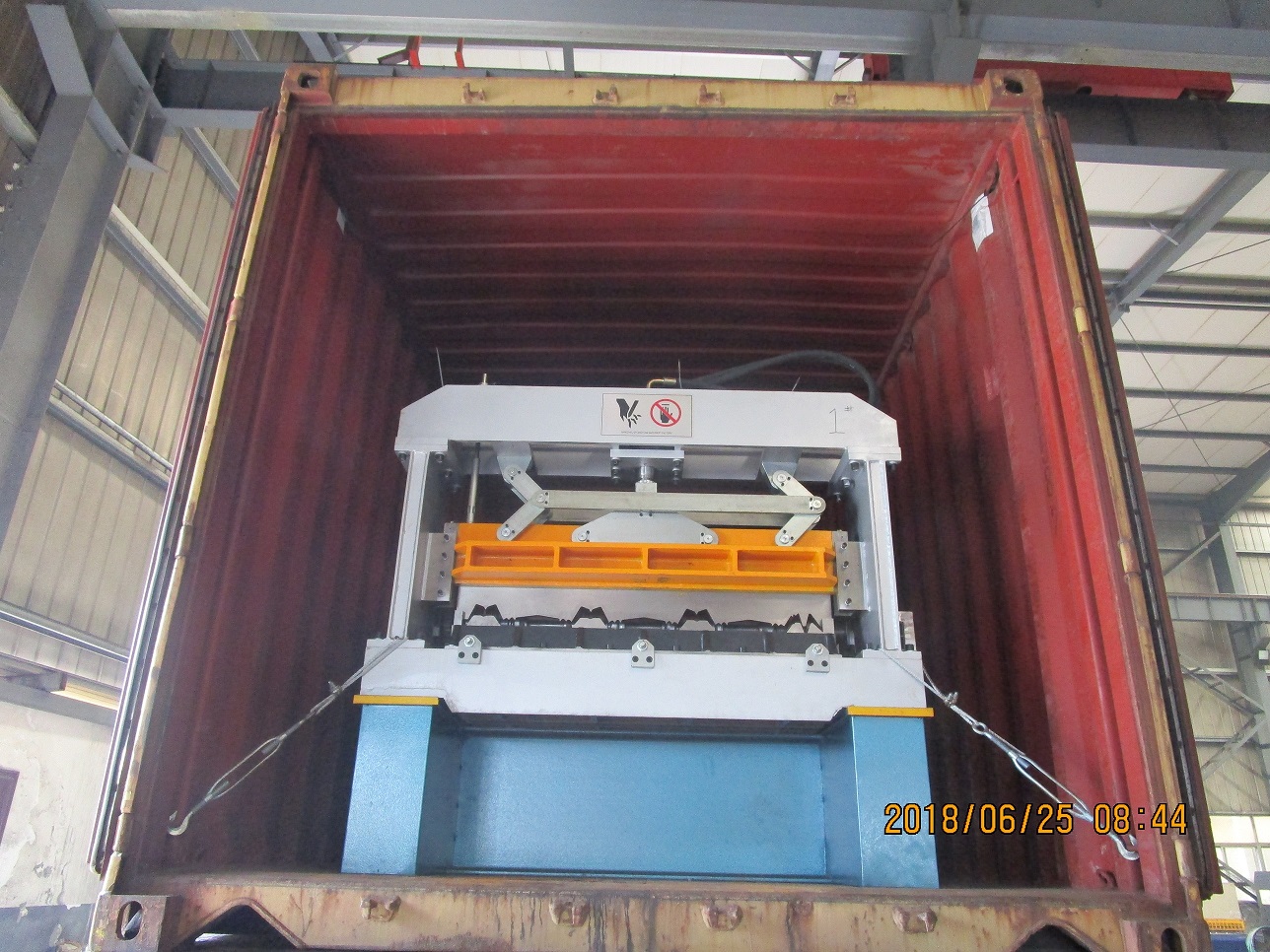 M&aacute;quina perfiladora de l&aacute;minas corrugadas para techos zhongyuan