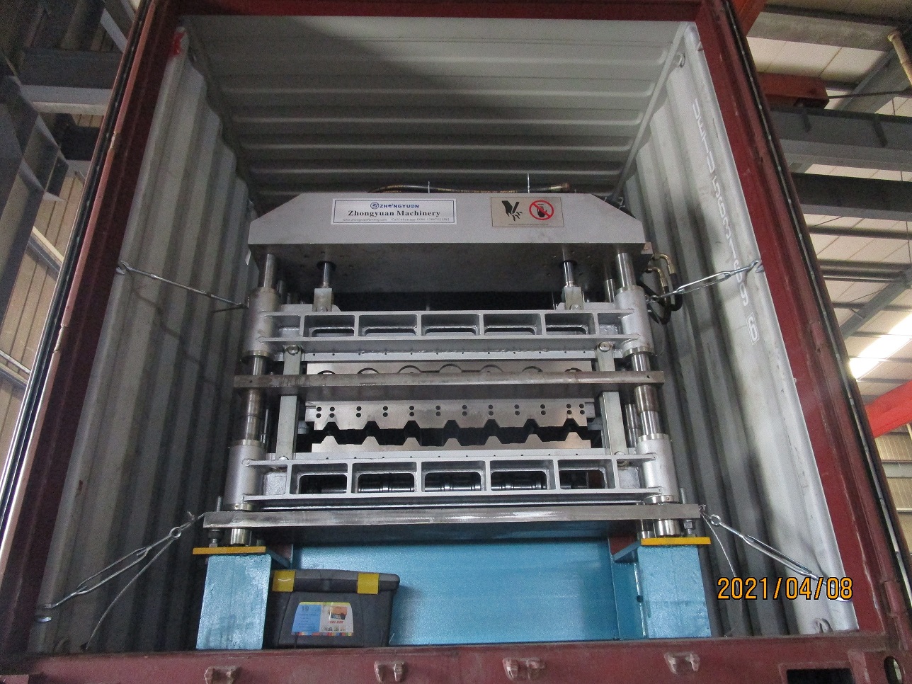 M&aacute;quina formadora de rollos de l&aacute;minas para techos de dos pisos zhongyuan