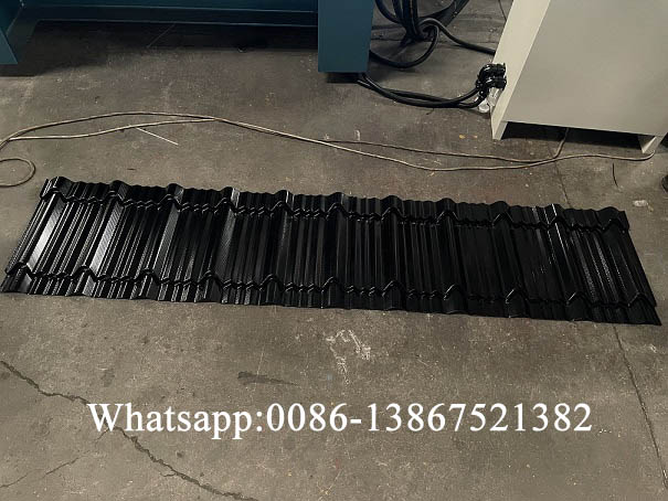 M&aacute;quina formadora de tejas escalonadas Zhongyuan