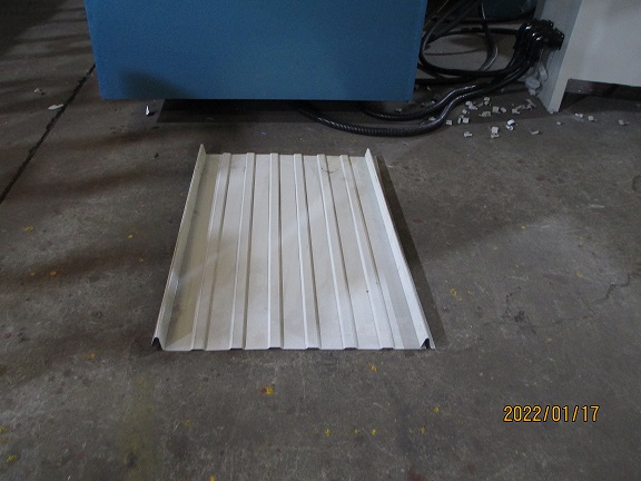 m&aacute;quina perfiladora de bloqueo autom&aacute;tico (1)