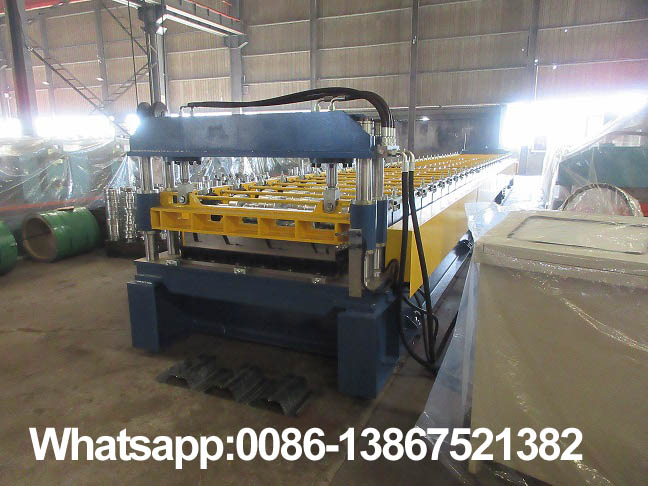 m&aacute;quina de cubierta de metal