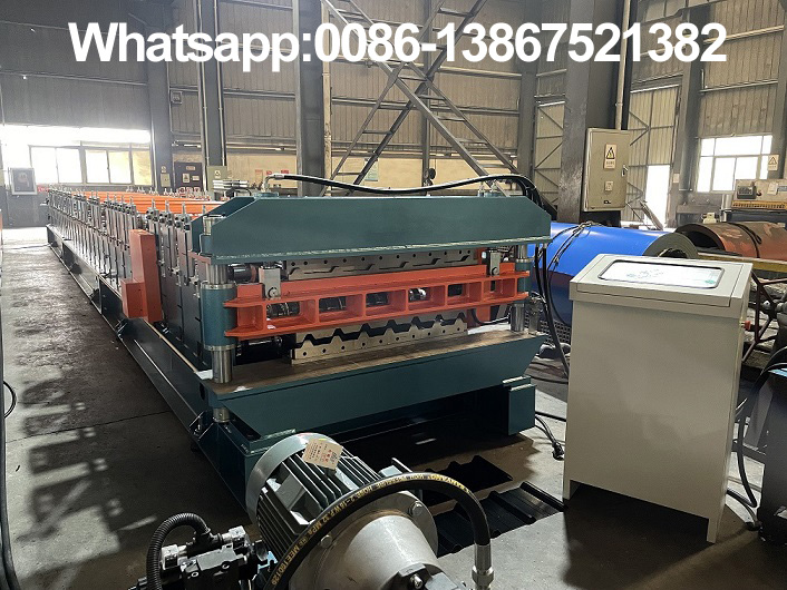 M&aacute;quina perfiladora de paneles de techo de doble capa Zhongyuan