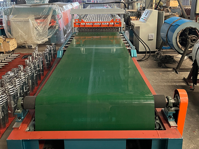 European Structure Roof Sheet Roll Forming Machine With Flying Cutting-3