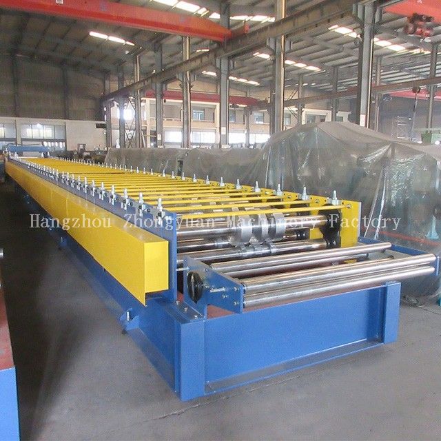Máquina formadora de rollos de plataforma de piso de metal de alta velocidad