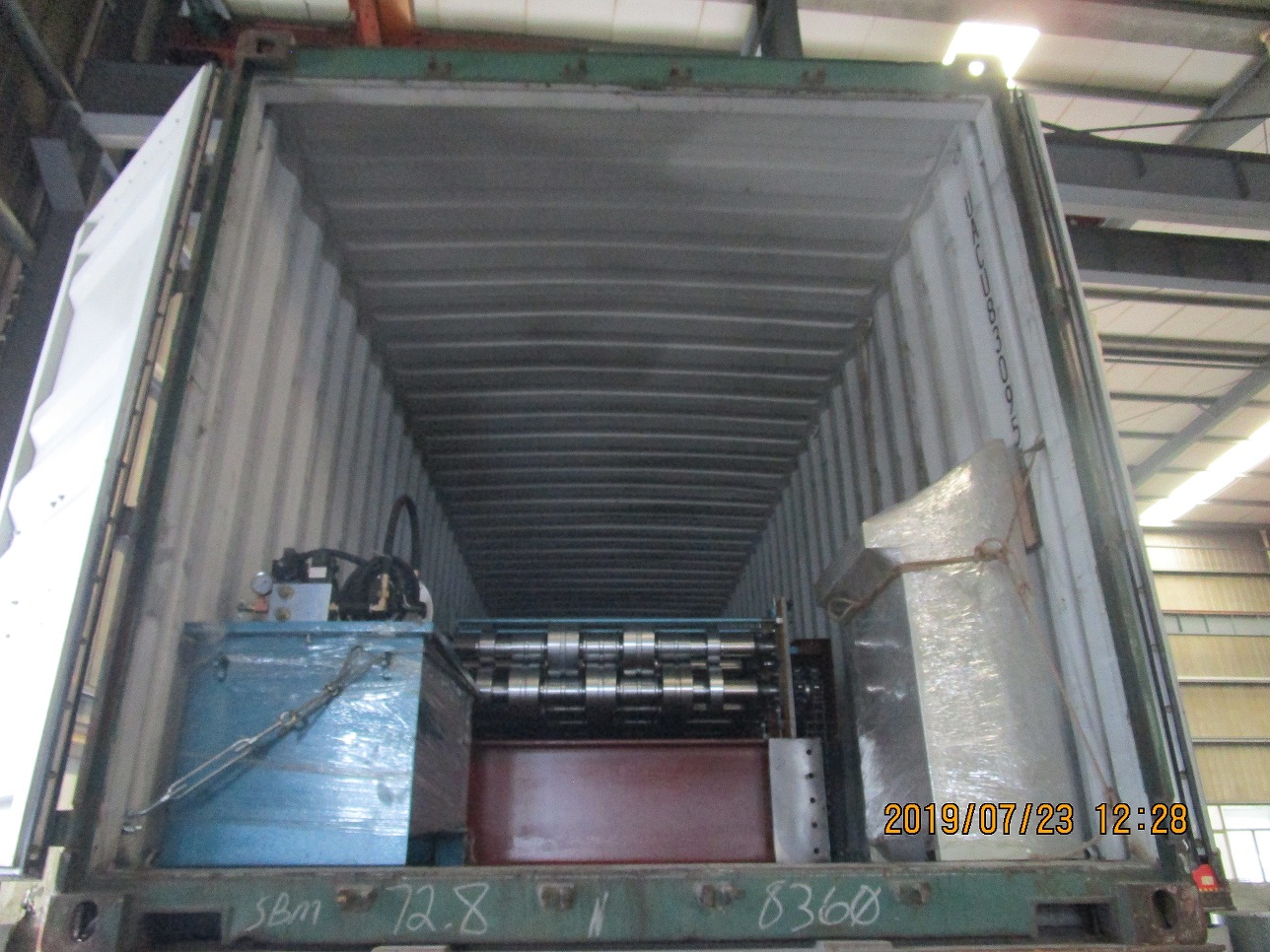 L&iacute;nea de producci&oacute;n de m&aacute;quinas formadoras de rollos de piso para terrazas de estructura de acero zhongyuan