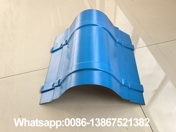 M&aacute;quina formadora de rollos para tapar cumbreras de techo Zhongyuan