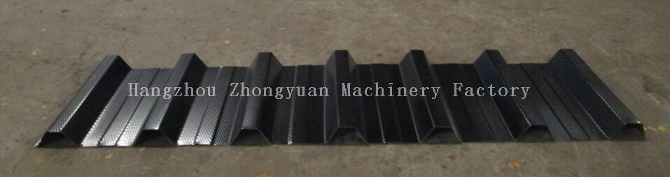 Máquina de doble capa Zhongyuan Step Tile y Metra con sistema de calidad ISO