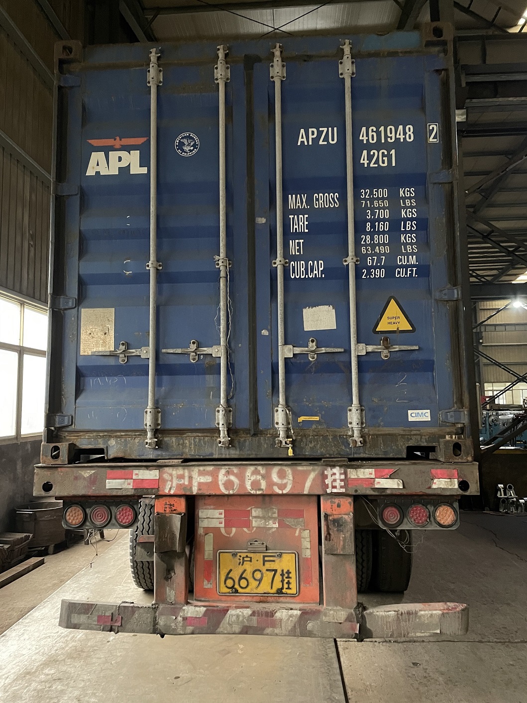 Cortadora zhongyuan con desenrollador hidr&aacute;ulico