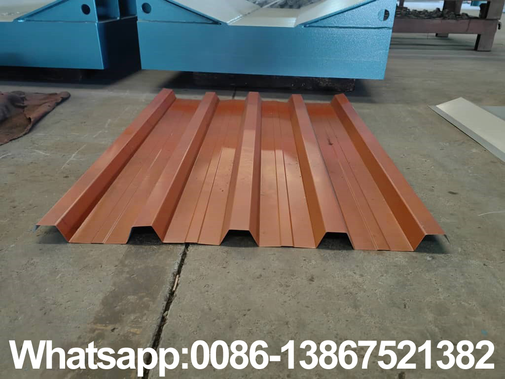 M&aacute;quina formadora de rollos trapezoidales de doble capa Zhongyuan