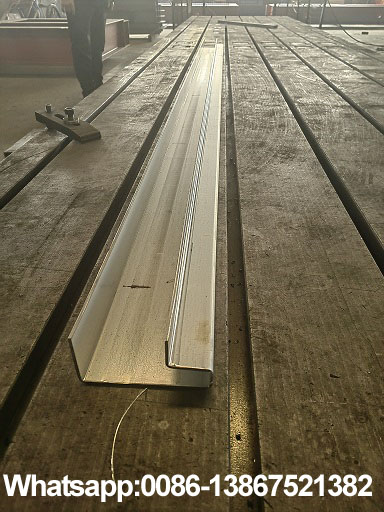 M&aacute;quina perfiladora de correas de perfil c de metal Zhongyuan