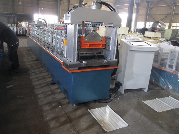 m&aacute;quina perfiladora de bloqueo autom&aacute;tico (2)