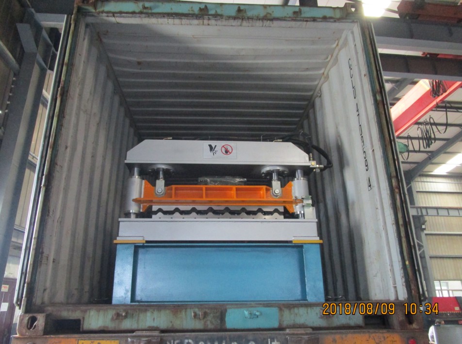 M&aacute;quina formadora de rollos de l&aacute;minas de techo zhongyuan