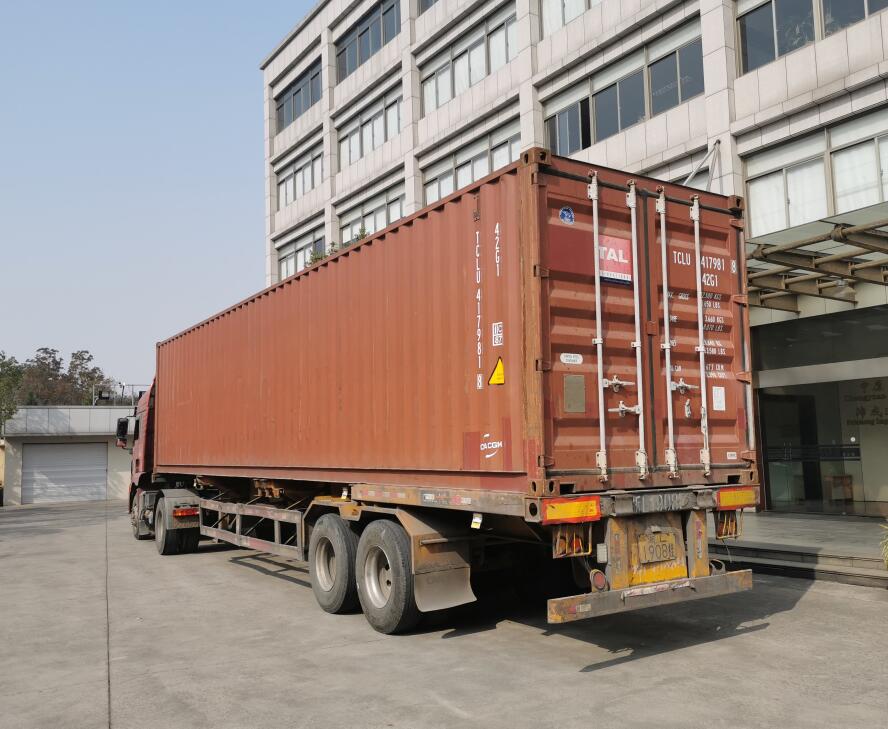 Formadora de rodillos de largo alcance