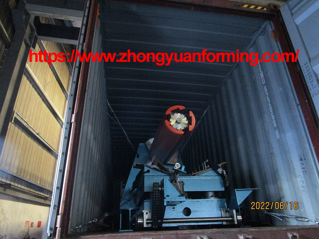 Desenrollador hidr&aacute;ulico y carro de bobina.