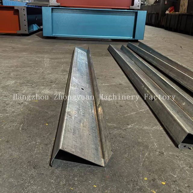 Formador de rodillos de correa CZ de alta velocidad y alta calidad con certificado CE 、 ISO