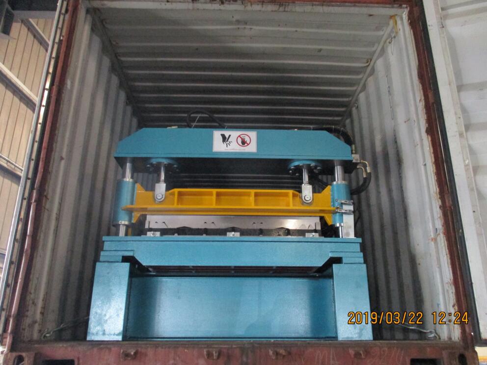 03.22 m&aacute;quina perfiladora