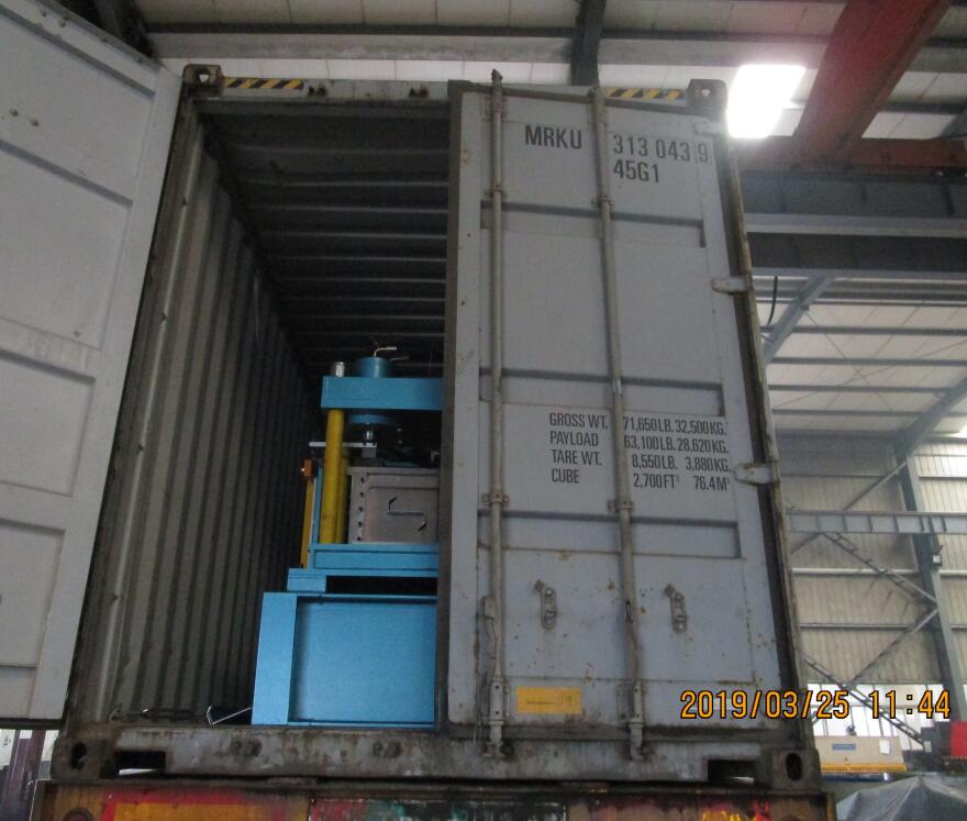 03.25 z M&Aacute;QUINA FORMADORA DE ROLLOS DE CORREA2