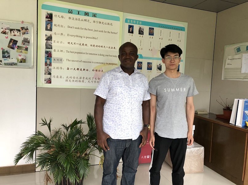 Cliente de máquinas perfiladoras de doble capa el 17 de junio de 2019 