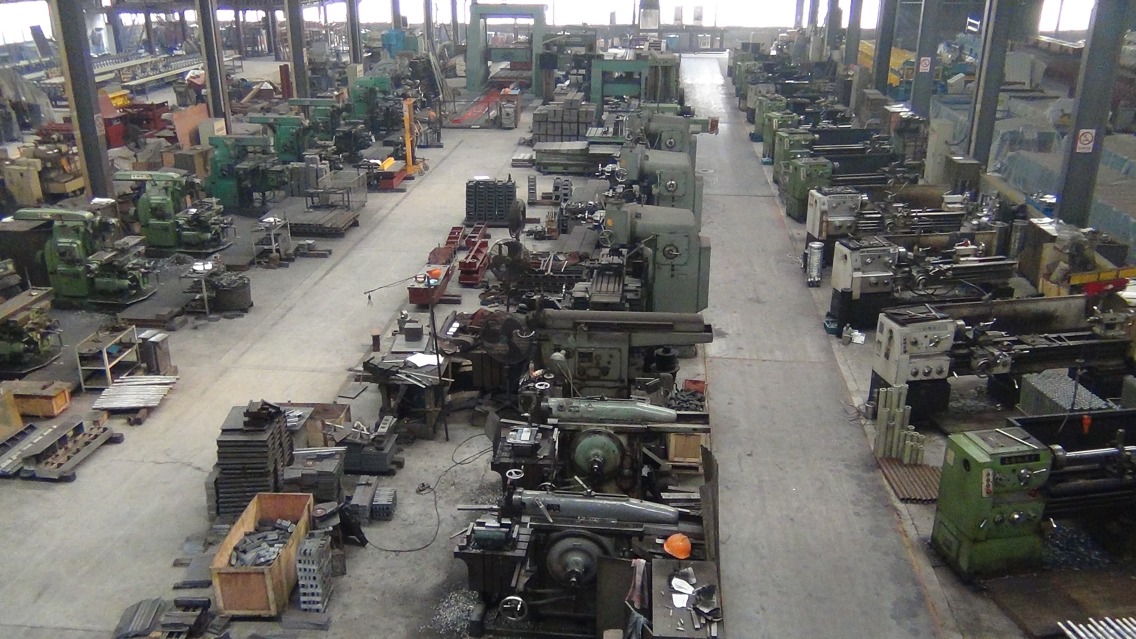 ¿Cómo fabrica Zhongyuan la máquina perfiladora?